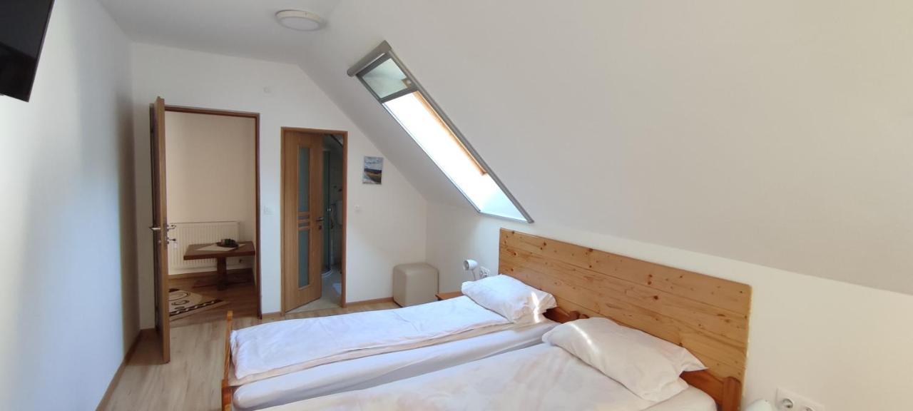 Olt-Part Vendeghaz Otel BaileTusnad Dış mekan fotoğraf